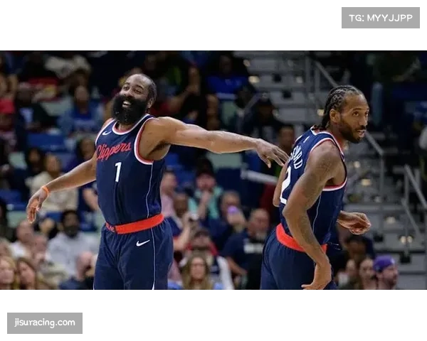 报道：快船四巨头首次全员健康出战，首节净效率值高达+25